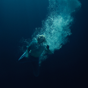 亚洲精品久久久
