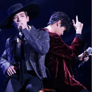 亚洲精品久久久
