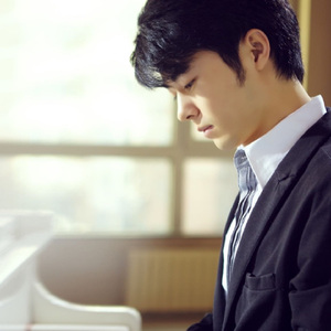 亚洲精品久久久
